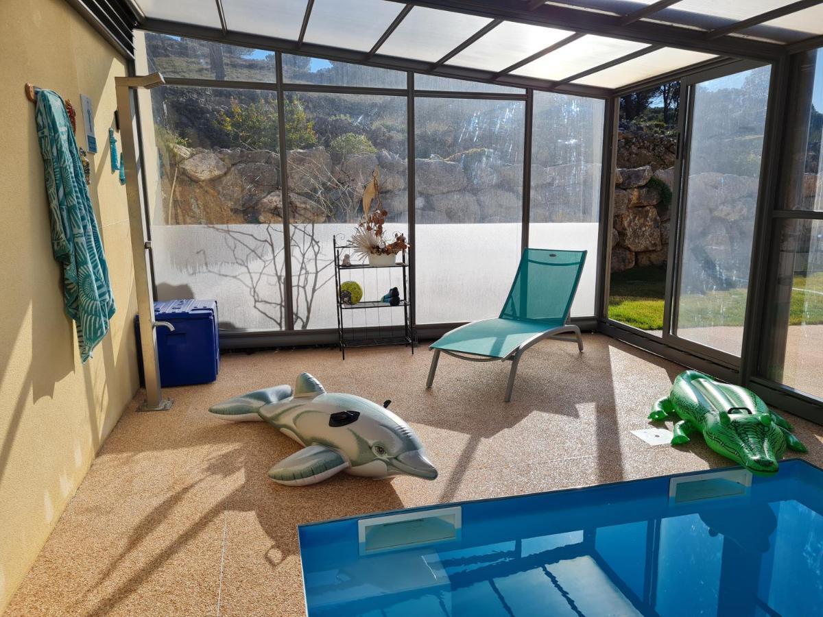 Chambres d'hôtes B&B La Bergeronnette avec piscine couverte chauffée Bizanet Exterior foto